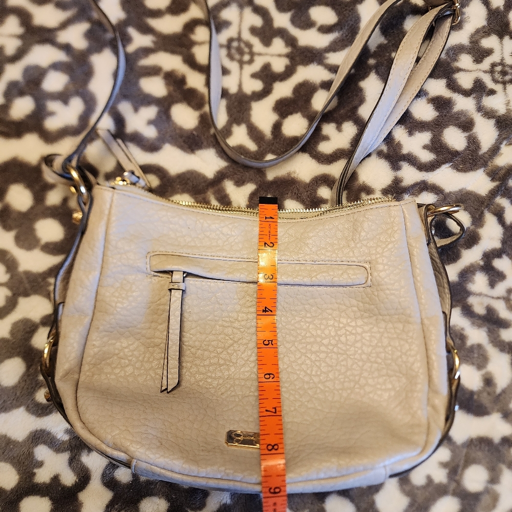 Jessica Simpson purse